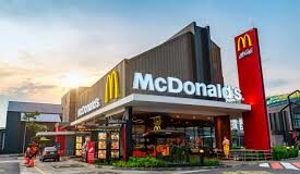 McDonald’s abre vaga para APRENDIZ DE ATENDENTE DE RESTAURANTE; Candidate-se!